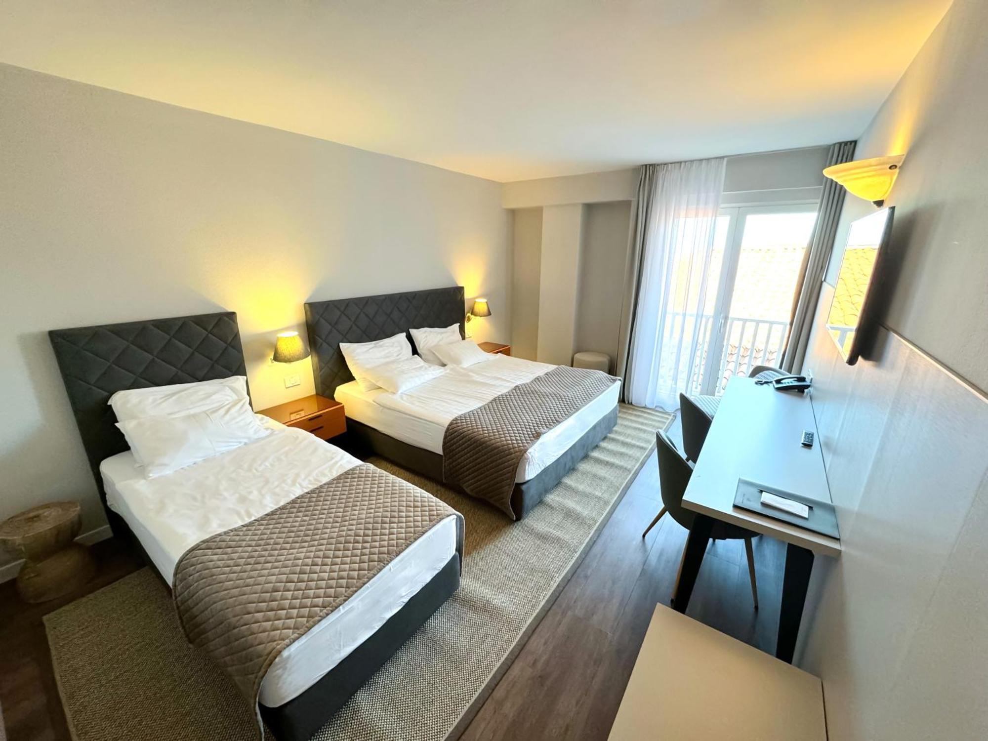 Hotel Marina Izola Kültér fotó