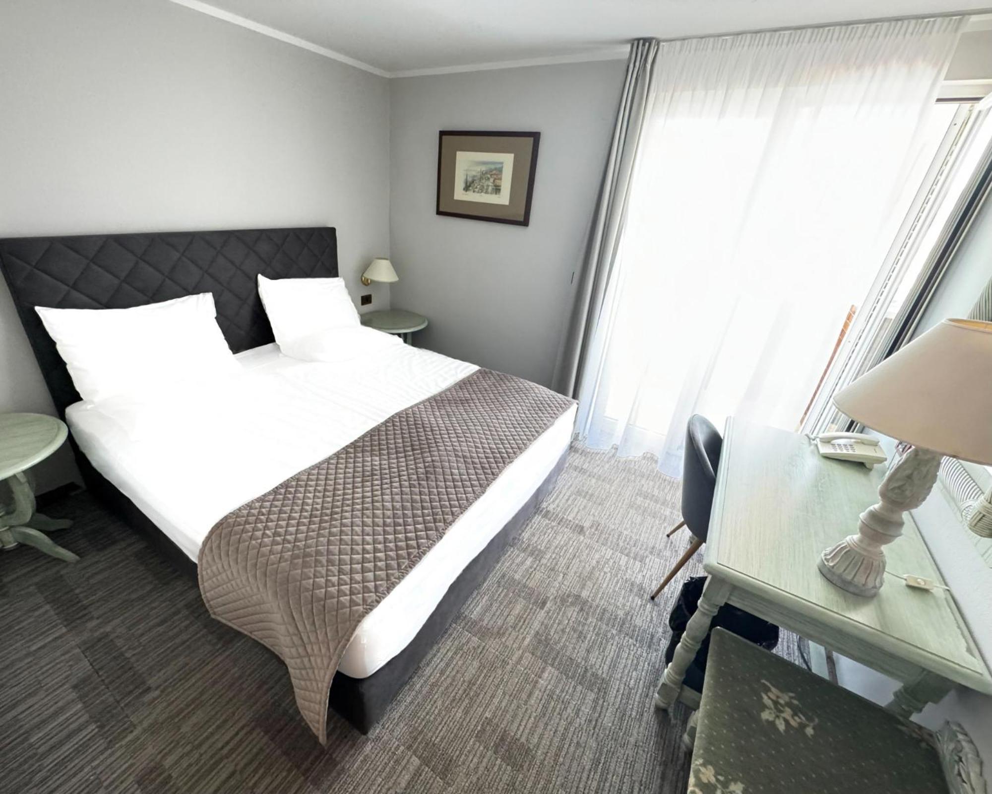 Hotel Marina Izola Kültér fotó